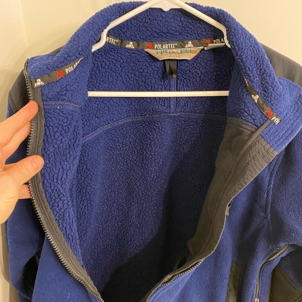 Vintage EMS Polartec Fleece Jacket - Women’s L - 90s Retro Vibes! 🌲 - Picture 3 of 4